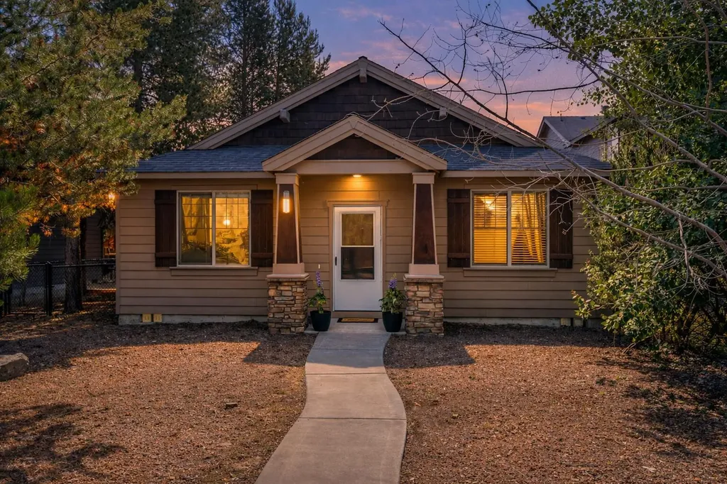51861 Hollinshead Place La Pine OR 97739