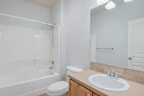 51861 Hollinshead Place La Pine OR 97739
