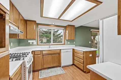 1813 Cascadia Circle Medford OR 97504