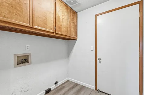 1813 Cascadia Circle Medford OR 97504