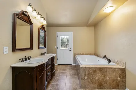 12244 NW 10th Street Terrebonne OR 97760