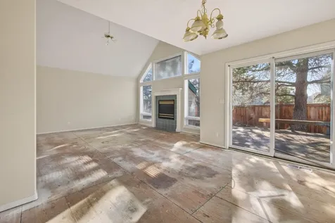 2440 SW Indian Avenue Redmond OR 97756