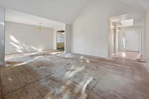 2440 SW Indian Avenue Redmond OR 97756