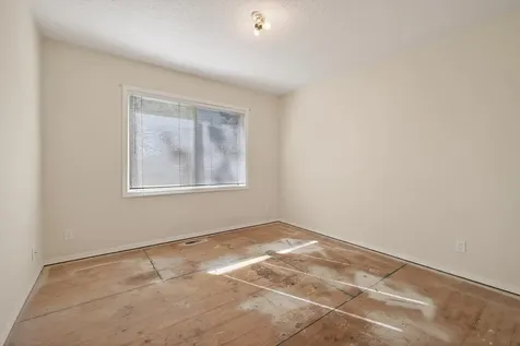 2440 SW Indian Avenue Redmond OR 97756