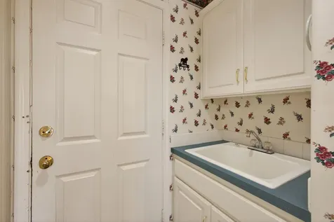 2440 SW Indian Avenue Redmond OR 97756