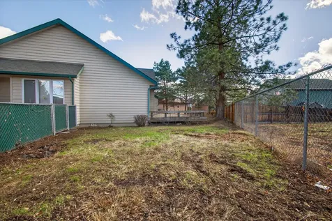 2440 SW Indian Avenue Redmond OR 97756