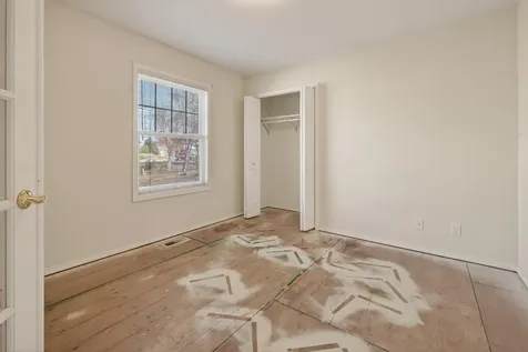 2440 SW Indian Avenue Redmond OR 97756