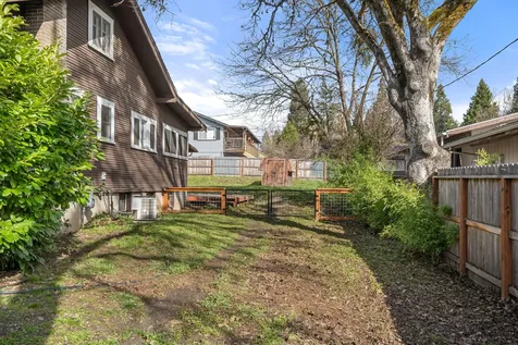 420 NW Savage Street Grants Pass OR 97526