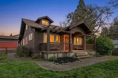 420 NW Savage Street Grants Pass OR 97526