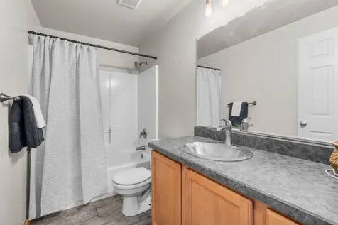 2215 SW Stonehedge Court Redmond OR 97756