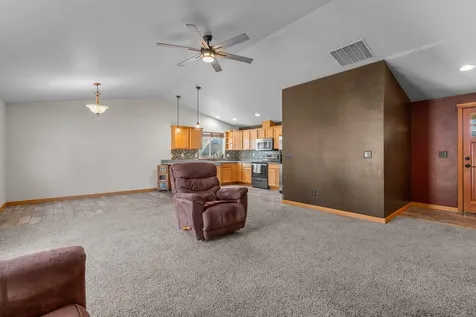 2215 SW Stonehedge Court Redmond OR 97756