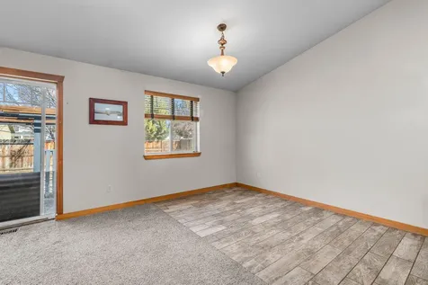 2215 SW Stonehedge Court Redmond OR 97756