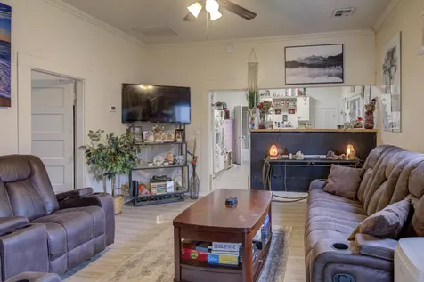 903 W 11th Street Medford OR 97501