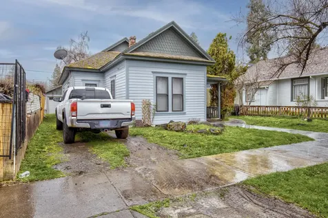 903 W 11th Street Medford OR 97501