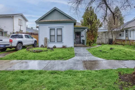 903 W 11th Street Medford OR 97501