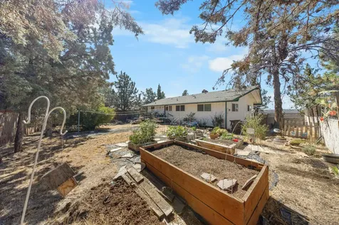 11494 NW King Avenue Prineville OR 97754