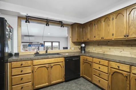 61585 East Lake Drive Bend OR 97702