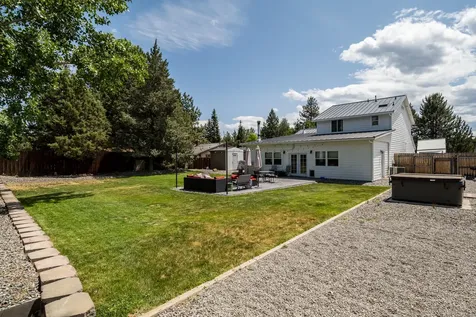 61585 East Lake Drive Bend OR 97702
