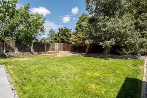 61585 East Lake Drive Bend OR 97702
