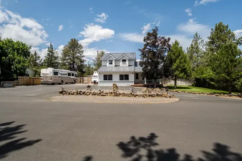 61585 East Lake Drive Bend OR 97702