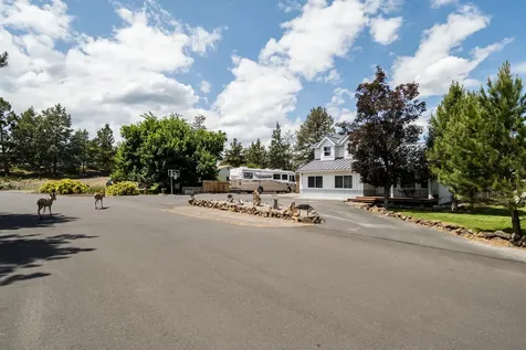 61585 East Lake Drive Bend OR 97702