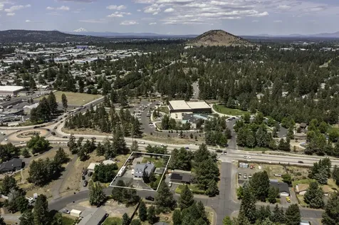 61585 East Lake Drive Bend OR 97702