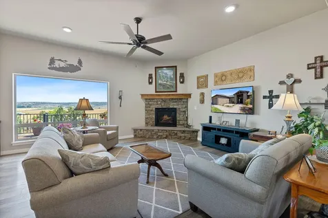 2213 NE Bunchgrass Court Madras OR 97741