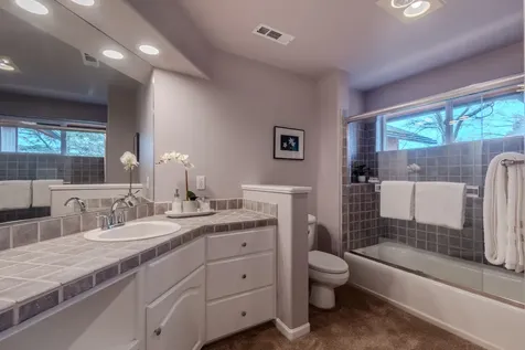 1911 Tamarack Place Ashland OR 97520