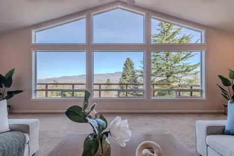 1911 Tamarack Place Ashland OR 97520