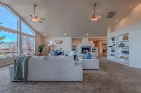 1911 Tamarack Place Ashland OR 97520