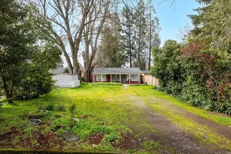 122 Willamette Avenue Medford OR 97504