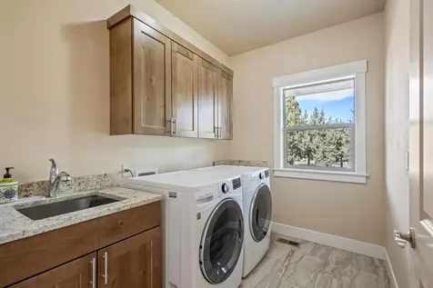 7303 SE Madison Avenue Prineville OR 97754