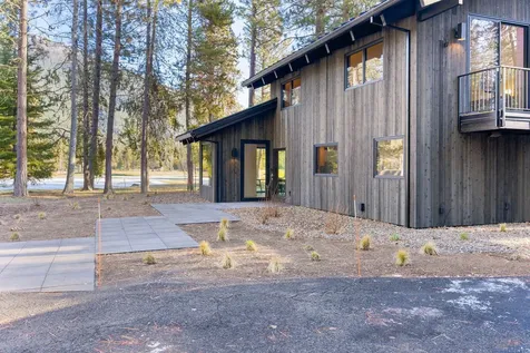 13396 Yampa Black Butte Ranch OR 97759