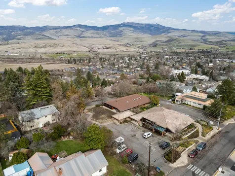 269 Maple Street Ashland OR 97520