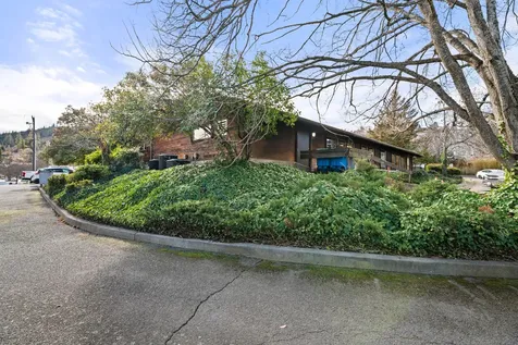 269 Maple Street Ashland OR 97520