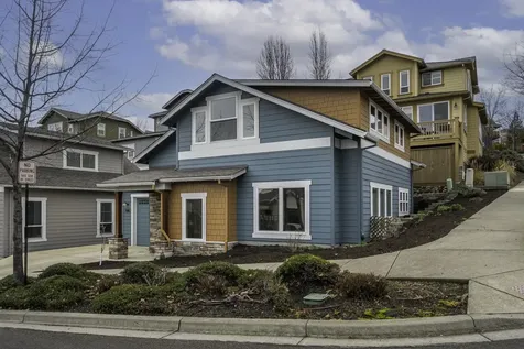 946 Stoneridge Avenue Ashland OR 97520
