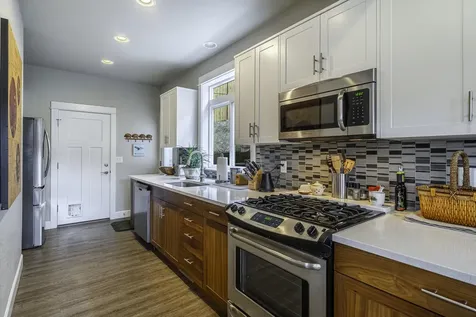 946 Stoneridge Avenue Ashland OR 97520