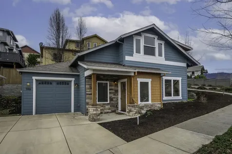 946 Stoneridge Avenue Ashland OR 97520