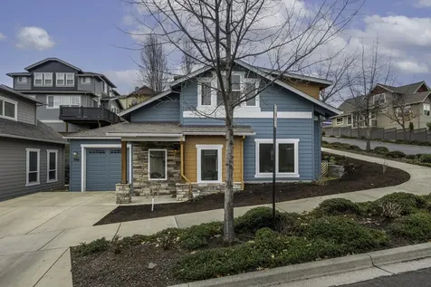 946 Stoneridge Avenue Ashland OR 97520