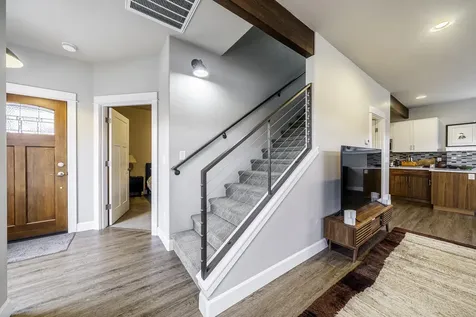 946 Stoneridge Avenue Ashland OR 97520