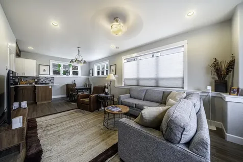 946 Stoneridge Avenue Ashland OR 97520