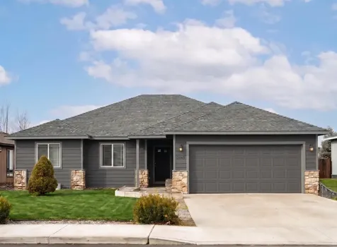2465 NE 7th Lane Redmond OR 97756
