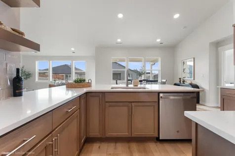 3072 Sky Lakes Drive Medford OR 97504