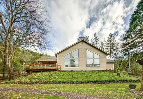565 Greens Creek Road Grants Pass OR 97527