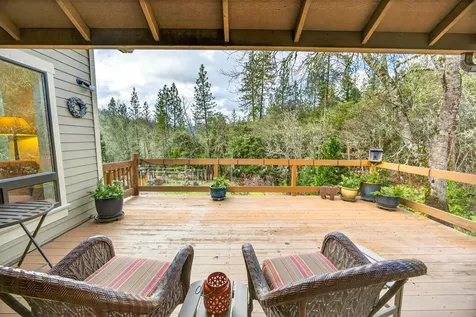 565 Greens Creek Road Grants Pass OR 97527