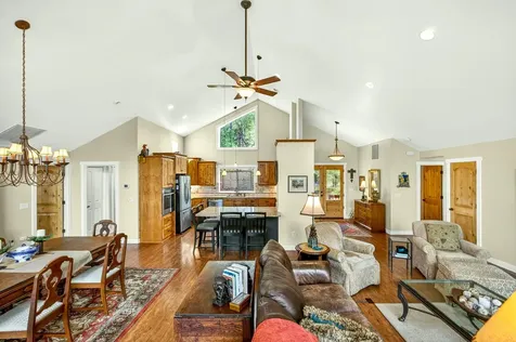 565 Greens Creek Road Grants Pass OR 97527