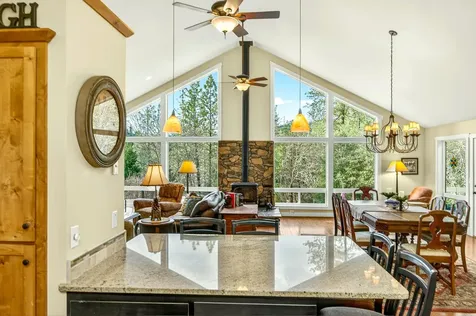 565 Greens Creek Road Grants Pass OR 97527