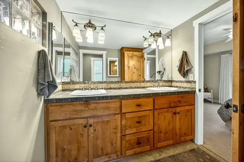 565 Greens Creek Road Grants Pass OR 97527