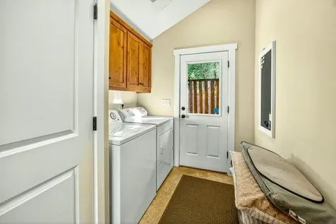 565 Greens Creek Road Grants Pass OR 97527