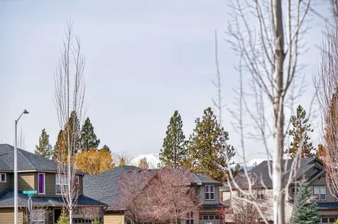 19744 SW Aspen Ridge Drive Bend OR 97702